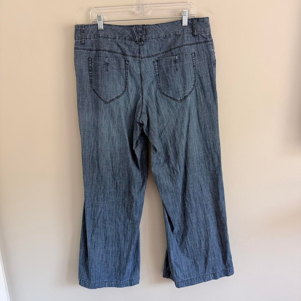 Y2K MEDIUM WASH VENEZIA LOW RISE WIDE LEG JEANS - Picture 6 of 6